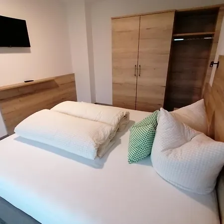 Laerche Apartment Tux