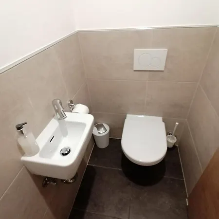 Laerche Apartment Tux