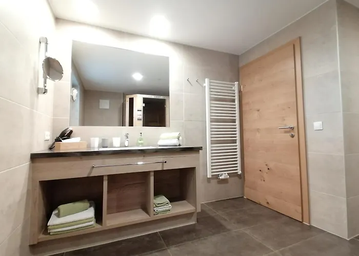 Laerche Apartmán Tux